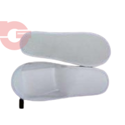 UN17.02.040 Par de zapatillas pp., c/suela EVA, cerrada